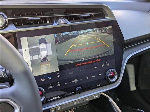 Used 2023 Lexus RZ 450e Premium image 15