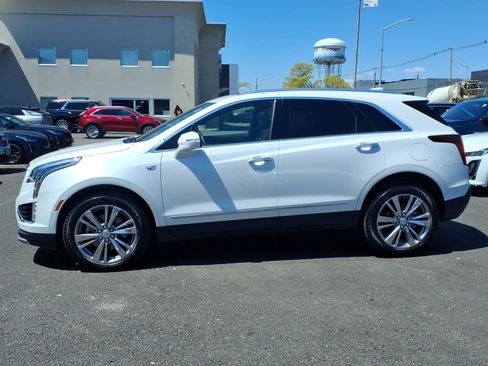 Certified 2024 Cadillac XT5 Premium Luxury AWD/4WD image 8