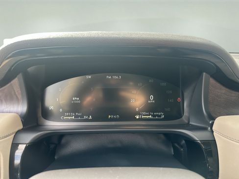 Certified 2022 Lincoln Aviator Reserve w/ Equipment Group 201A image 15