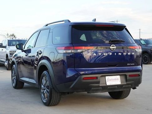 Used 2024 Nissan Pathfinder SV AWD/4WD image 7