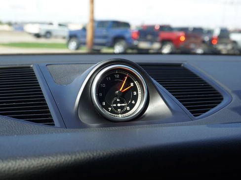 Used 2021 Porsche Macan image 17