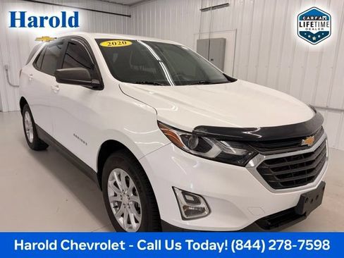 Used 2020 Chevrolet Equinox LS w/ LS Convenience Package AWD/4WD image 1