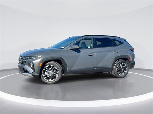 Certified 2025 Hyundai Tucson Limited image 1