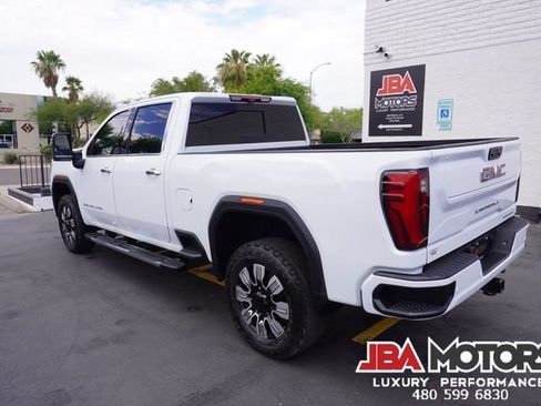Used 2024 GMC Sierra 2500 Denali w/ Denali Reserve Package AWD/4WD image 19