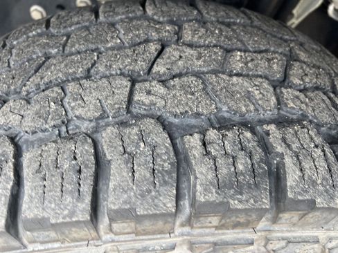 Used 2024 Ford F350 King Ranch w/ Chrome Package image 9