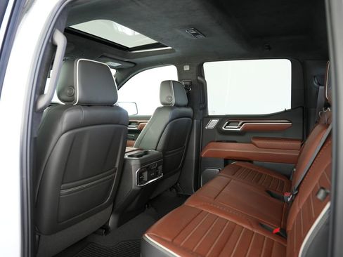 Used 2024 GMC Sierra 1500 Denali Ultimate AWD/4WD image 36