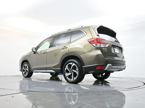 Used 2023 Subaru Forester Touring w/ Popular Package #2 image 32