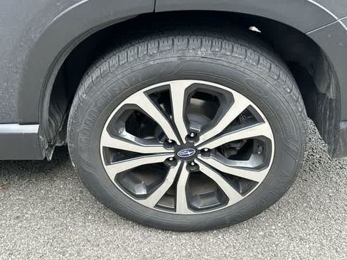 Certified 2023 Subaru Forester Limited AWD/4WD image 5