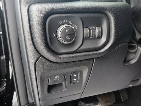 New 2026 RAM 1500 Big Horn AWD/4WD image 11
