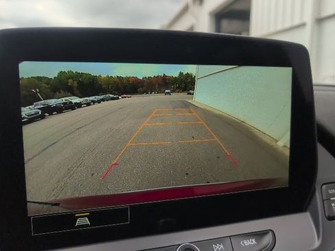 Certified 2023 Chevrolet Blazer LT w/ Convenience Package image 25