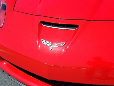 Used 2008 Chevrolet Corvette Z06 w/ Preferred Equipment Group RWD image 26