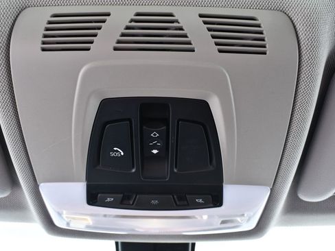 Used 2014 BMW 328i xDrive Sedan AWD/4WD image 31