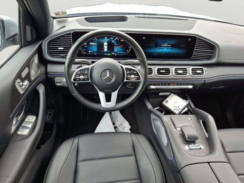 Used 2022 Mercedes-Benz GLS 450 4MATIC image 11