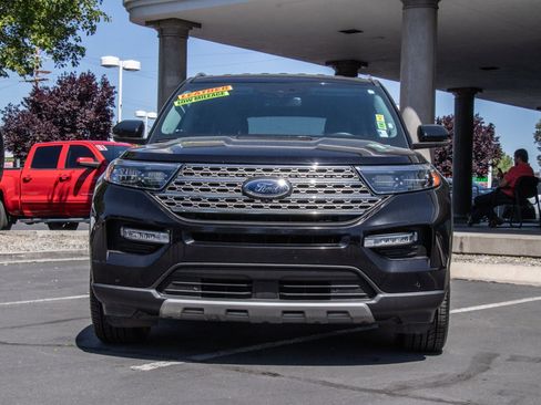 Used 2023 Ford Explorer Limited w/ Equipment Group 301A image 2