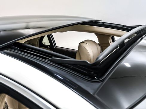 Used 2020 Mercedes-Benz S 560 Sedan image 23