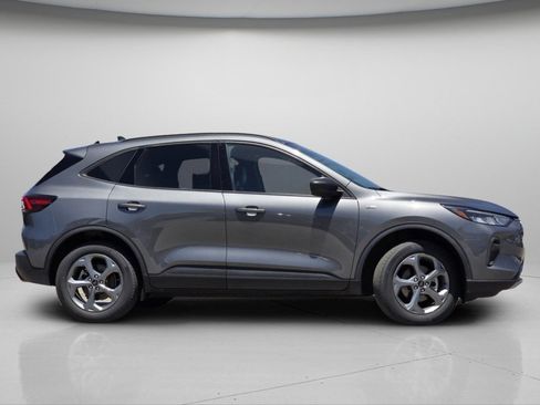Used 2025 Ford Escape ST-Line AWD/4WD image 21