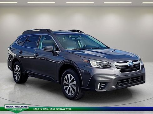 Used 2020 Subaru Outback Premium image 1