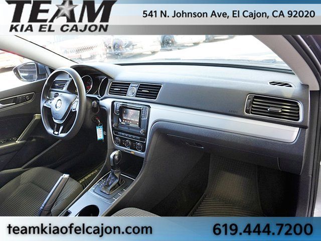Used 2016 Volkswagen Passat 1.8T S FWD image 11