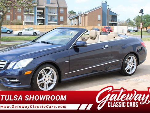 Used 2012 Mercedes-Benz E 550 Cabriolet image 1