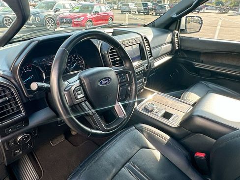 Used 2021 Ford Expedition Limited RWD image 10