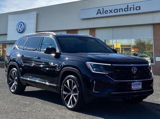Certified 2024 Volkswagen Atlas SEL Premium R-Line video 1