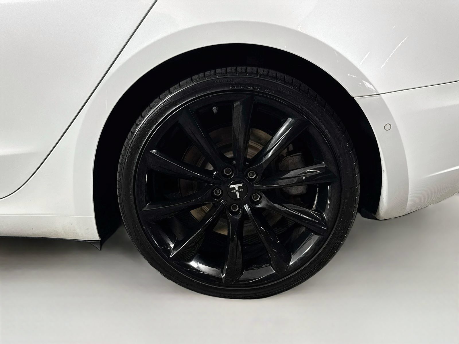 Used 2018 Tesla Model 3 Performance AWD/4WD image 27