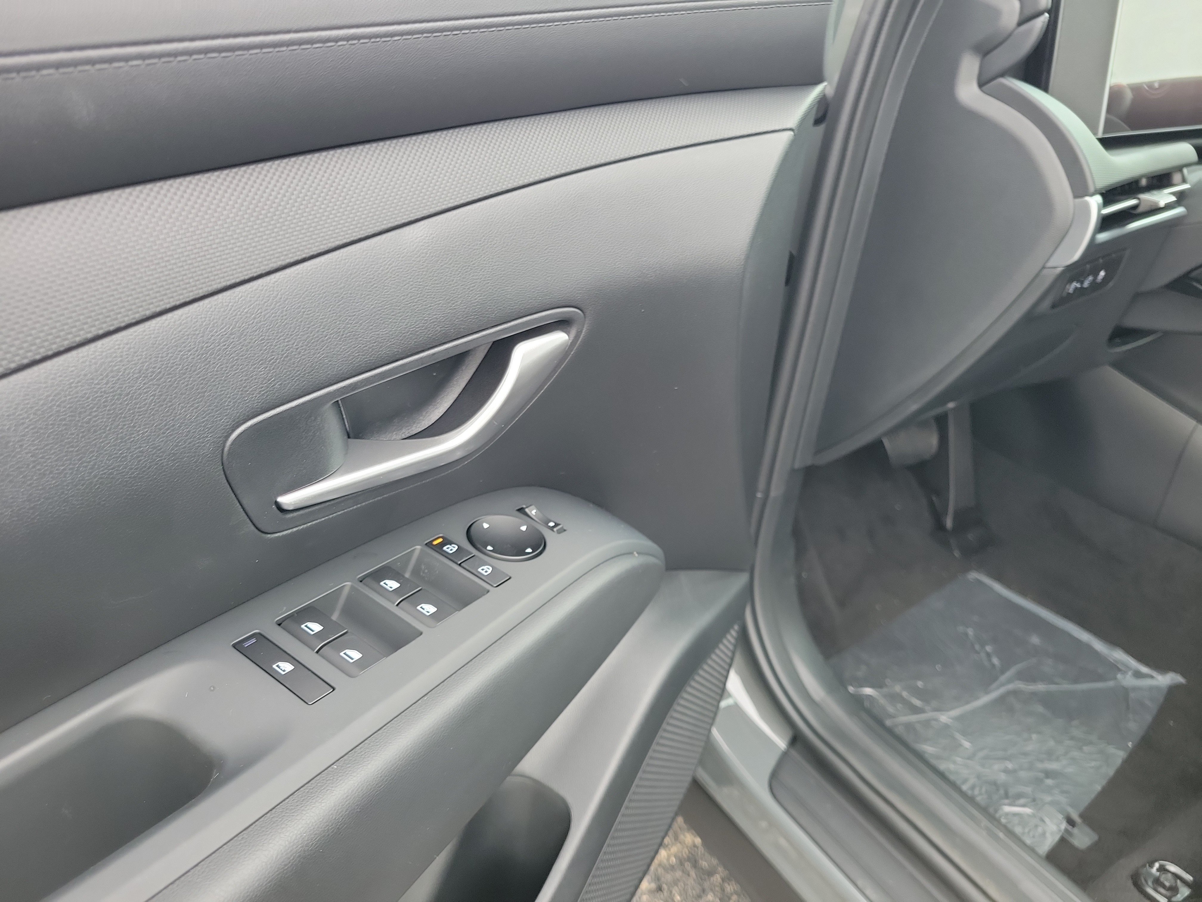 New 2026 Hyundai Tucson SEL Plus AWD/4WD image 18