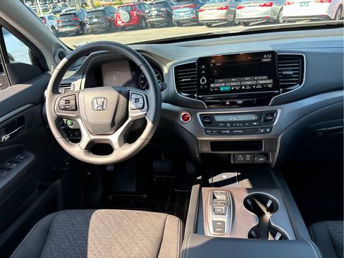 Used 2024 Honda Ridgeline Sport image 23