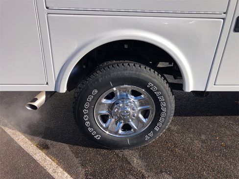 Used 2023 RAM 2500 Tradesman image 24