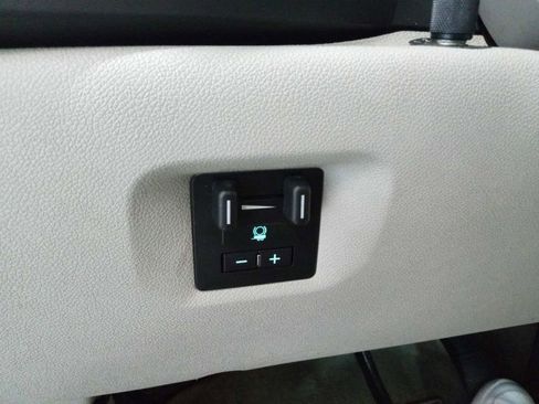 Used 2013 Chevrolet Silverado 2500 LT w/ Z71 Appearance Package image 60