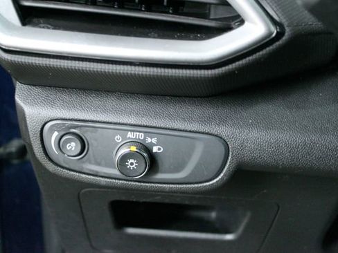 Used 2022 Chevrolet TrailBlazer LS image 14