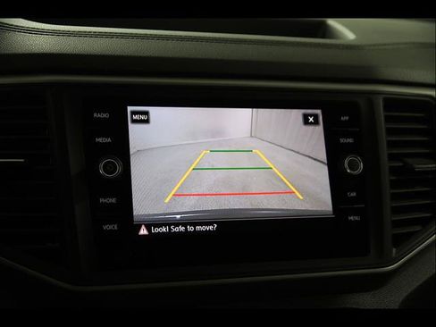 Certified 2020 Volkswagen Atlas Cross Sport SE AWD/4WD image 12