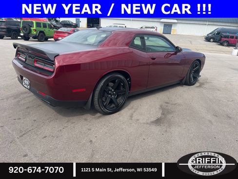 Used 2022 Dodge Challenger SRT Hellcat image 5