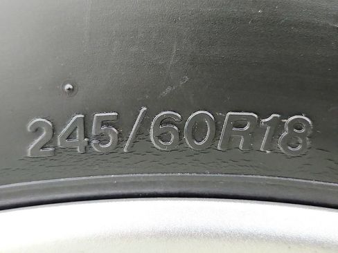 Used 2022 Ford Edge SEL w/ Cargo Accessory Package AWD/4WD image 38