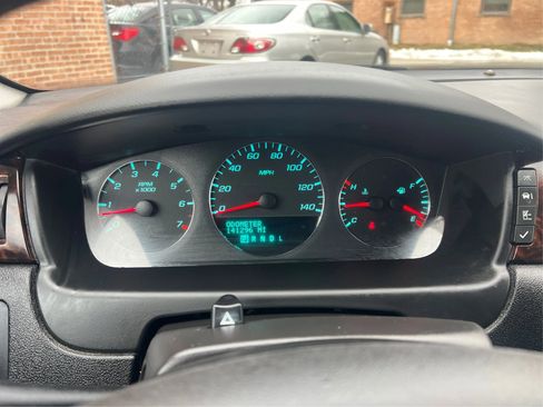 Used 2013 Chevrolet Impala LTZ image 18