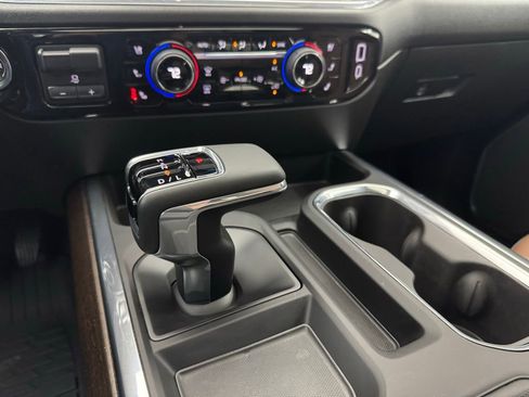 Used 2025 Chevrolet Silverado 1500 High Country w/ Technology Package image 33