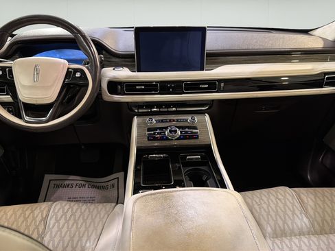 Used 2020 Lincoln Aviator Black Label w/ Dynamic Handling Package AWD/4WD image 19