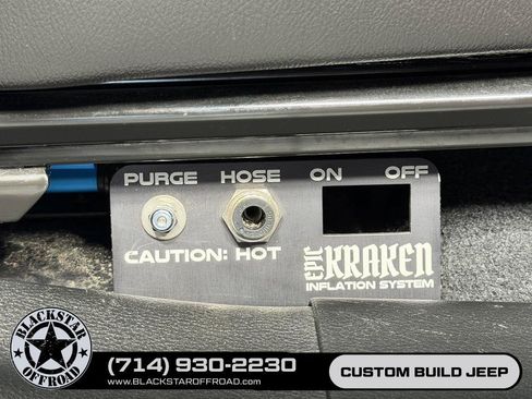 Used 2022 Jeep Gladiator Rubicon w/ LED Lighting Group AWD/4WD image 22