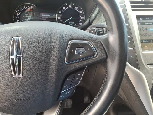 Used 2017 Lincoln MKC Reserve w/ Lincoln MKC Climate Package AWD/4WD image 19