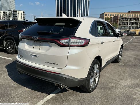 Used 2015 Ford Edge Titanium w/ Technology Package FWD image 5