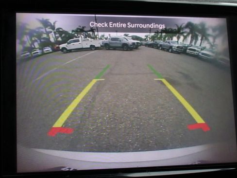 Used 2021 Chrysler Pacifica Touring w/ S Appearance Package image 32