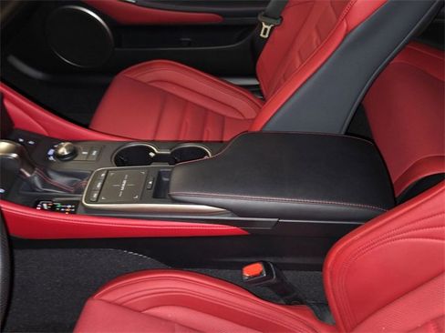 Used 2019 Lexus RC 300 image 21