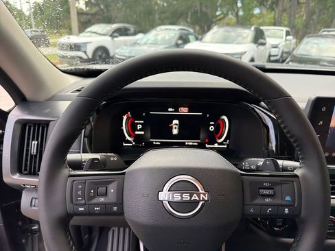 New 2026 Nissan Pathfinder SL FWD image 19