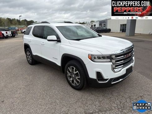 Used 2023 GMC Acadia SLE w/ Driver Convenience Package image 4