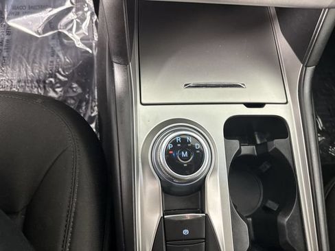 Used 2020 Ford Explorer XLT w/ Comfort Package AWD/4WD image 17