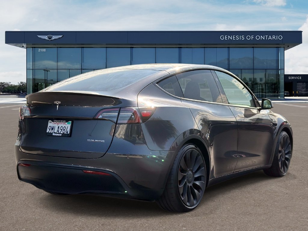 Used 2024 Tesla Model Y Performance AWD/4WD image 4