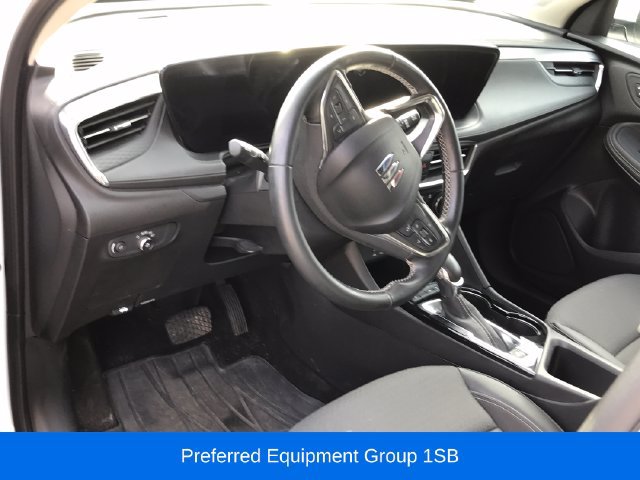 Certified 2024 Buick Encore GX Preferred FWD image 3