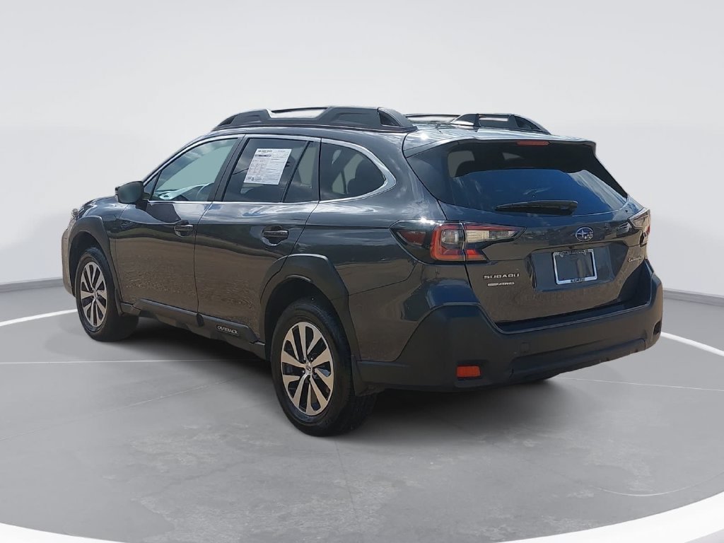 Used 2024 Subaru Outback Premium AWD/4WD image 7