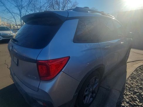 Used 2023 Honda Passport EX-L image 3