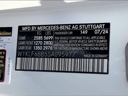 Used 2025 Mercedes-Benz E 450 4MATIC Sedan image 31